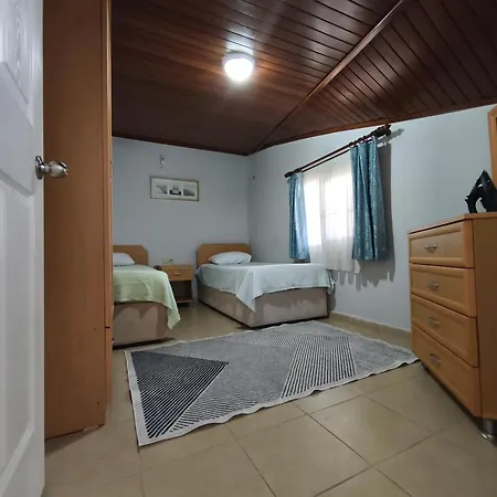 Triplex 5-1 * Kusadası